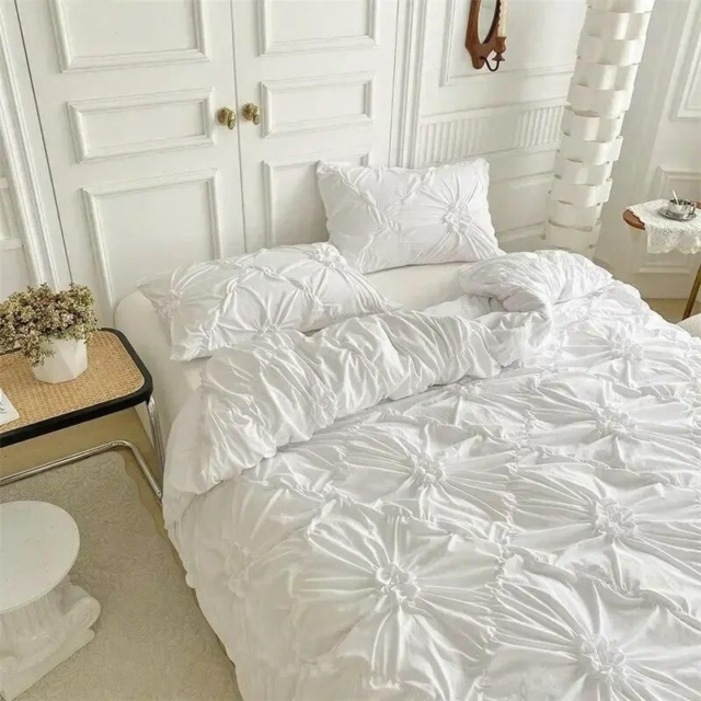 luxurious bedding